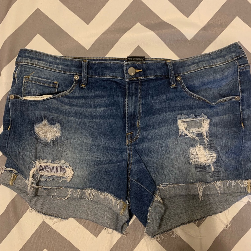 Mossimo destructed jean shorts - 33/16